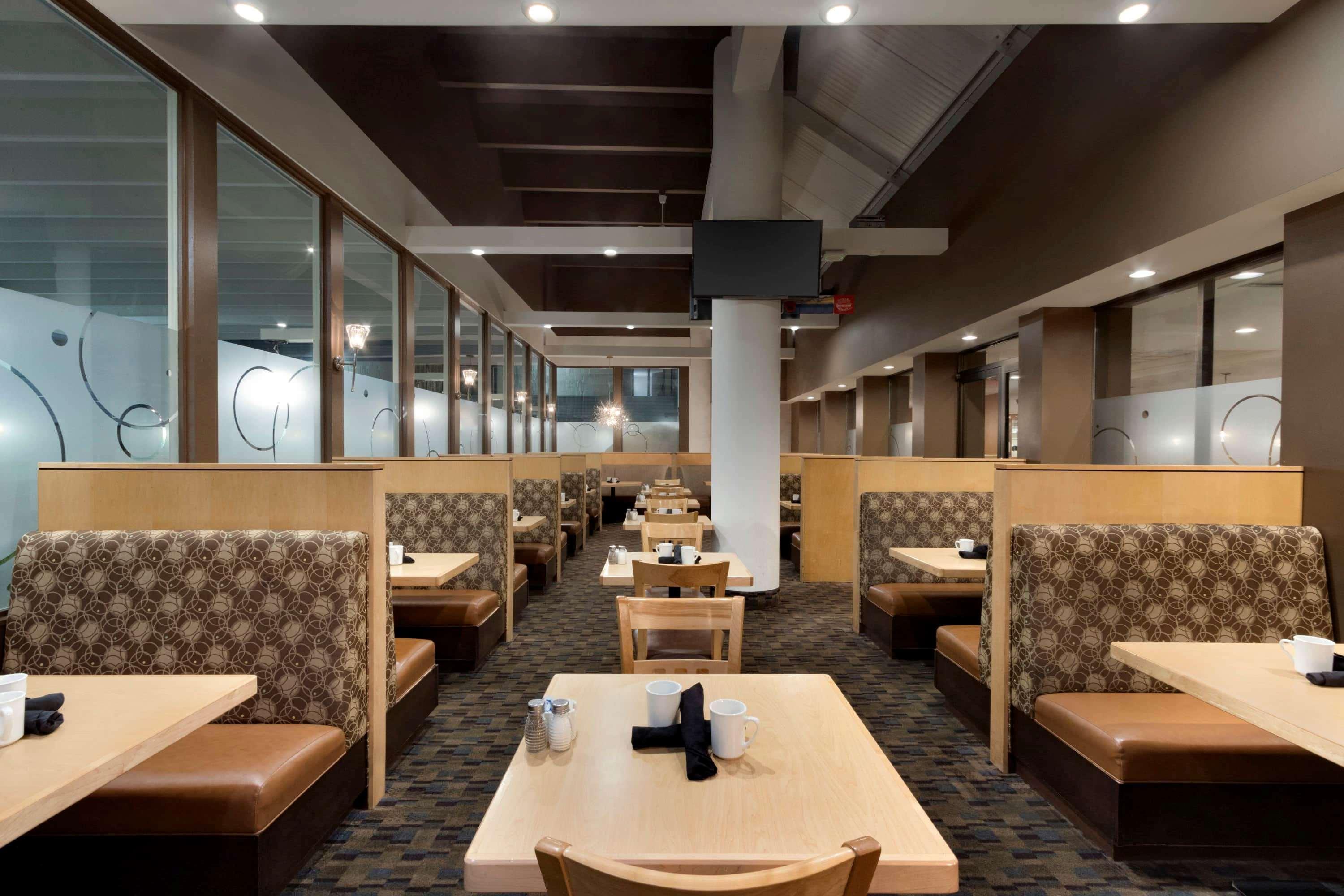 Travelodge Hotel by Wyndham Saskatoon Eksteriør bilde