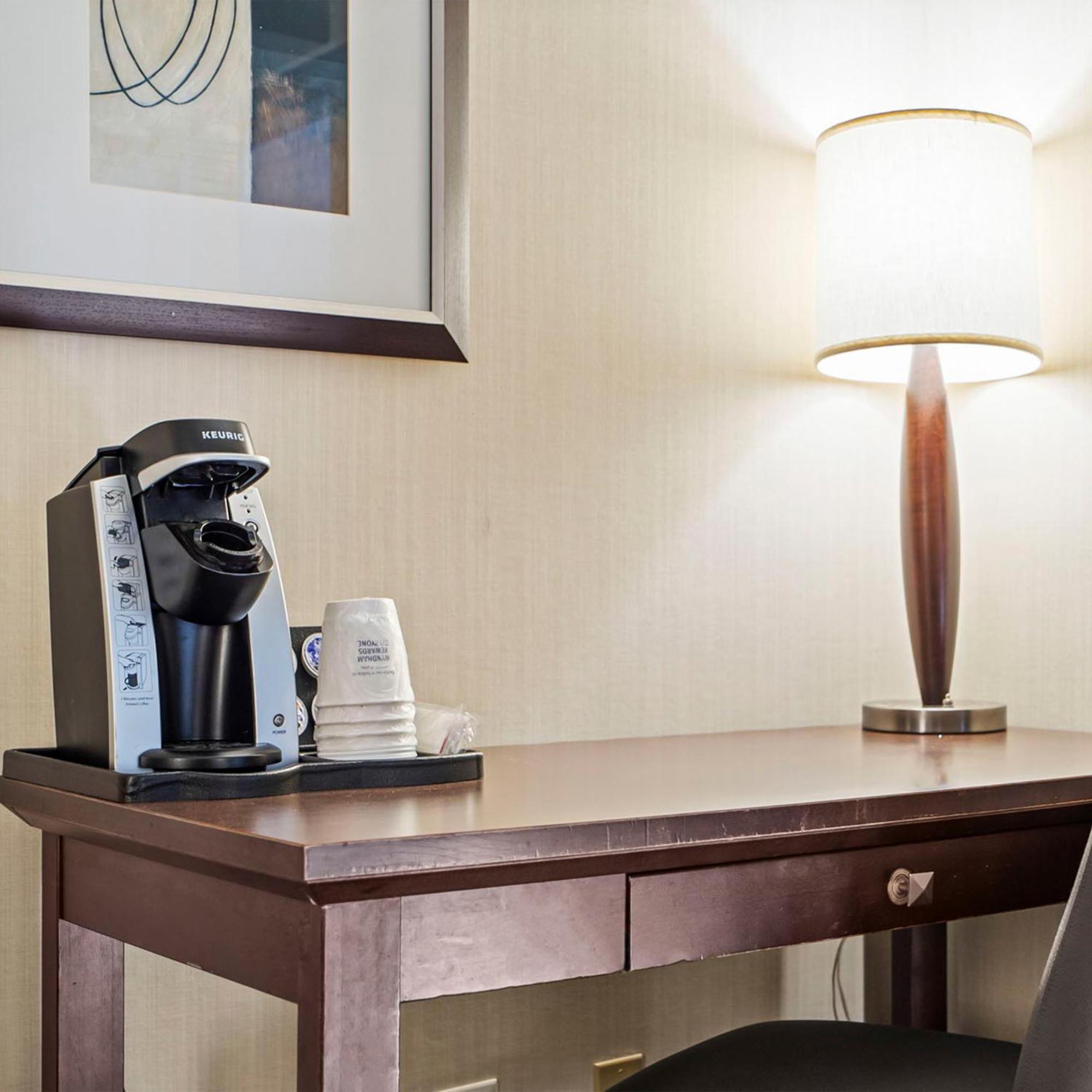 Travelodge Hotel by Wyndham Saskatoon Eksteriør bilde